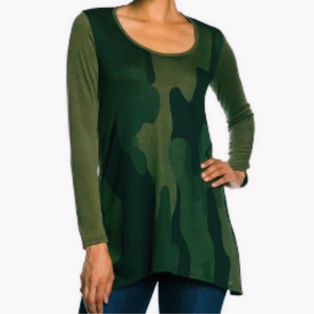Go Couture Olive Camo High-Low Long Sleeve Handkerchief Tunic Sweater Top Size S